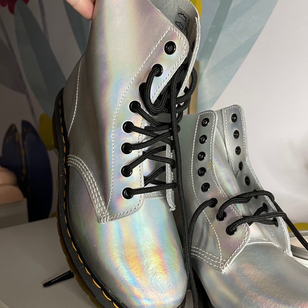 Metallic Doc Martins size 10 ‼️SOLD‼️
